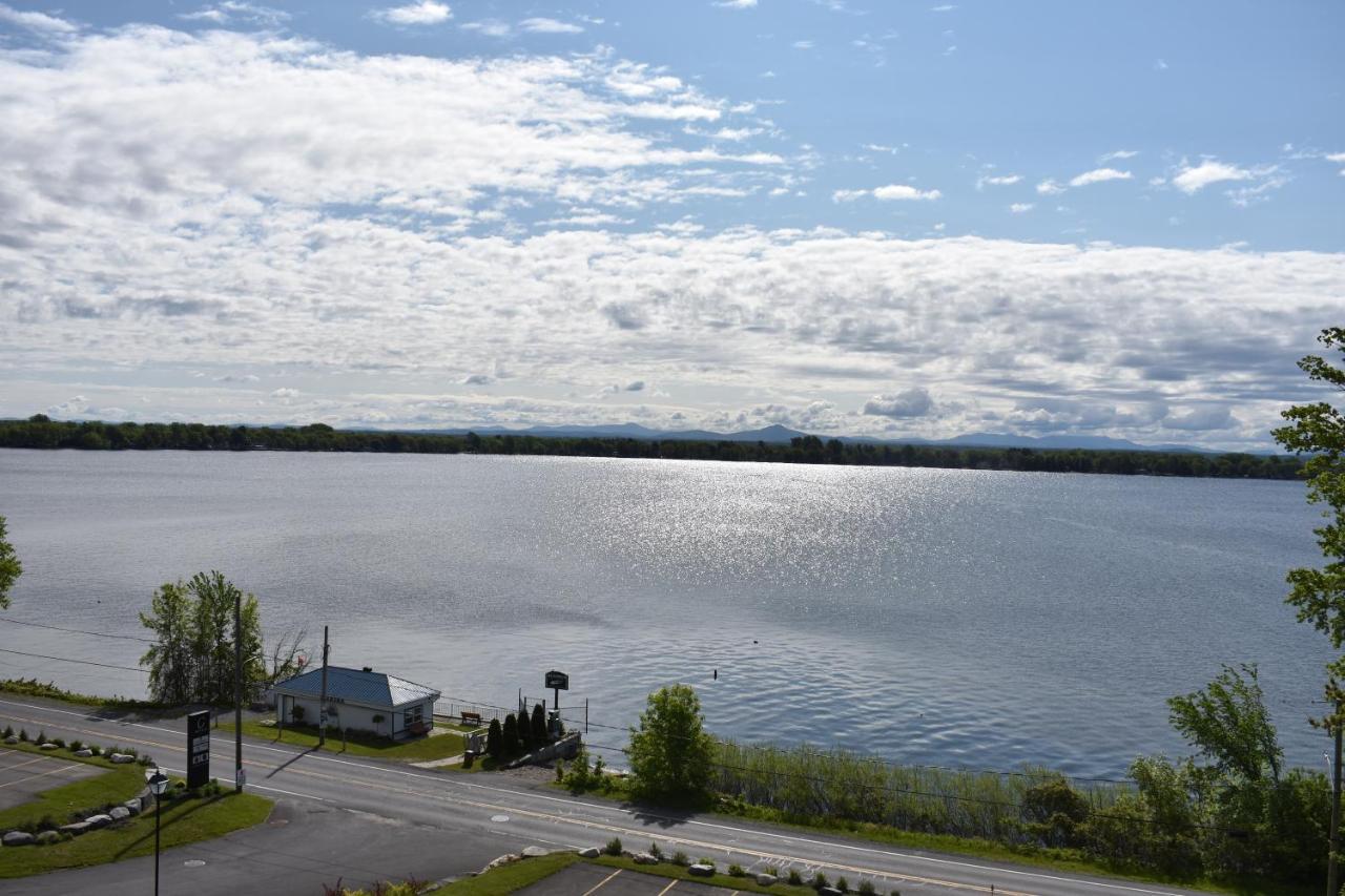 La Cache Du Lac Champlain Venise-en-Quebec Ngoại thất bức ảnh